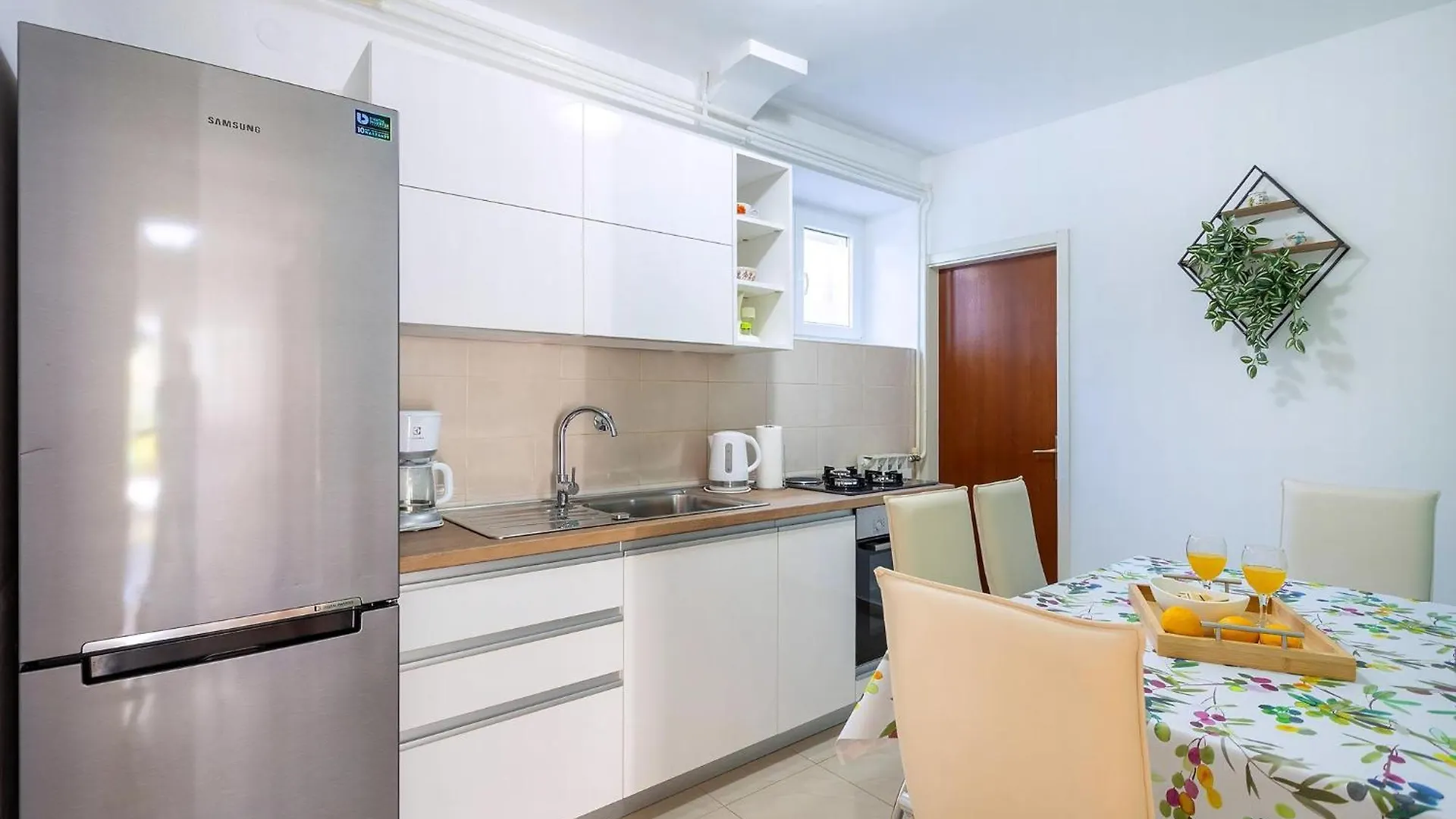Apartment Perka No,1 Pola